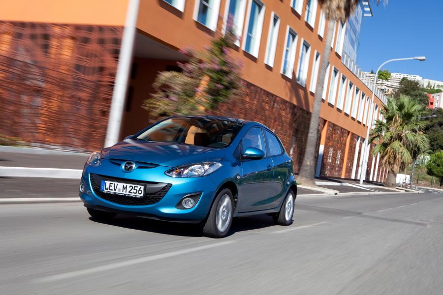  Mazda2 2010 года  (фото 69 из 183)